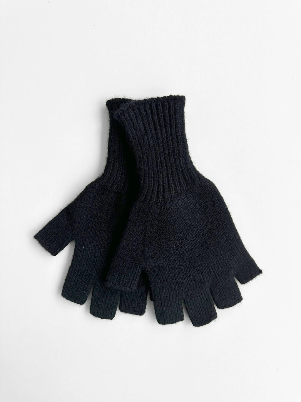 Varma Lambswool Fingerless Gloves VARMA
