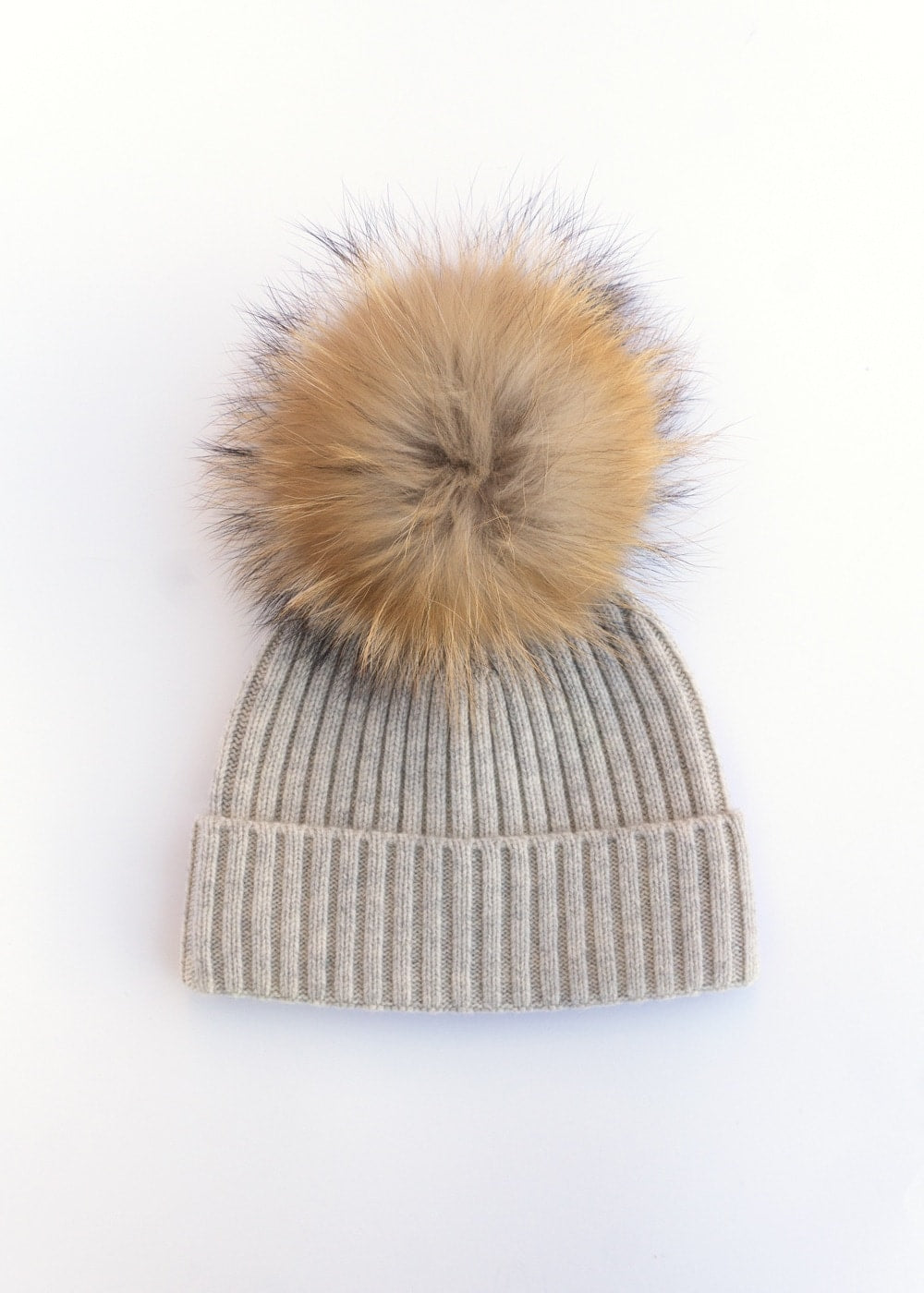 Feldur Prjónuð húfa með pompom DALUR