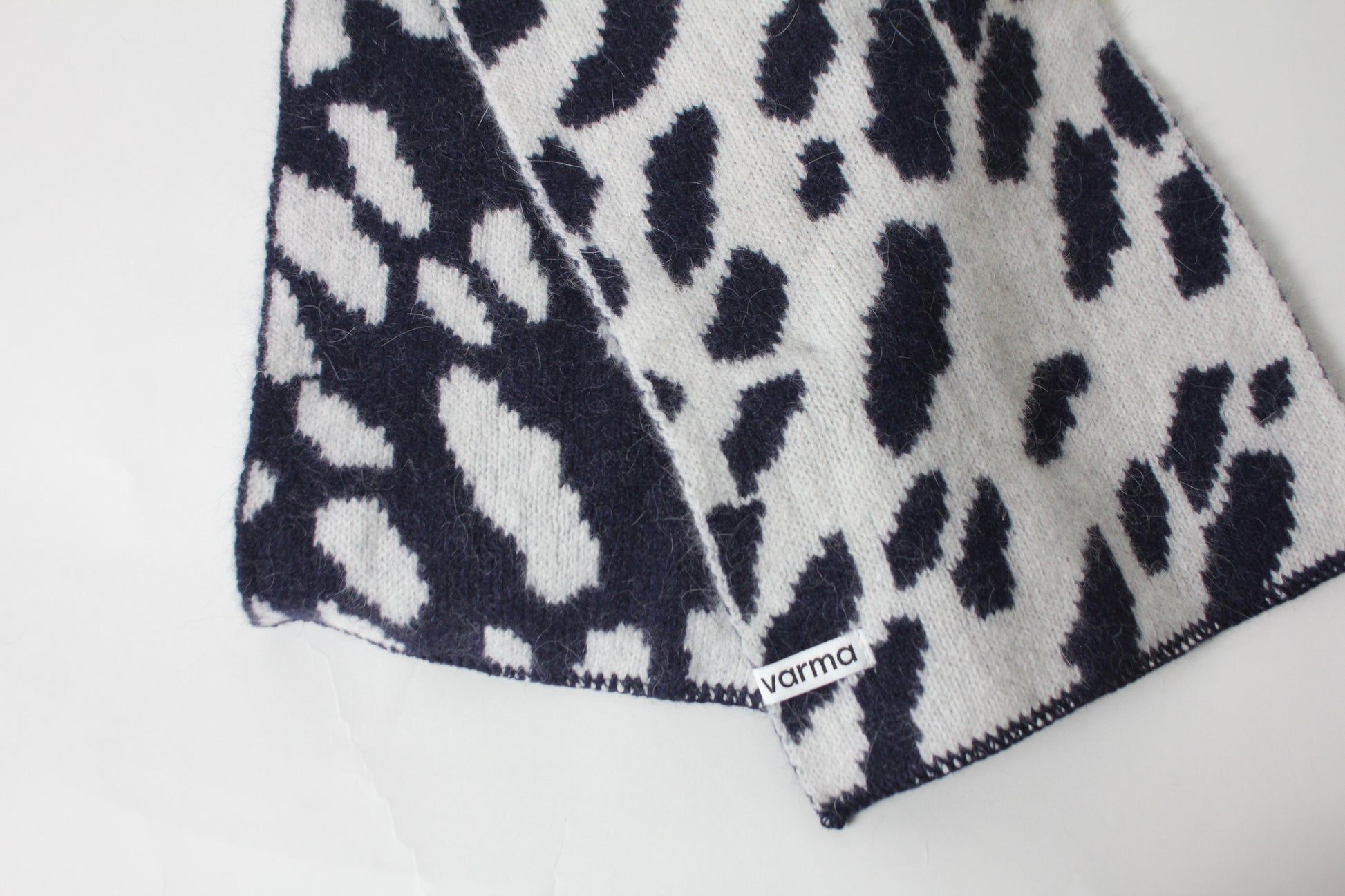 Varma Lambswool and Merino Wool Scarf