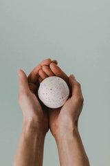Urð Arctic Thyme Bath Bomb Urð