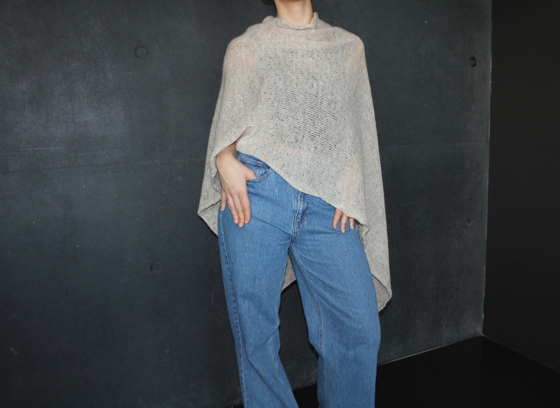 Lotta - Light Poncho (100% Icelandic Wool)