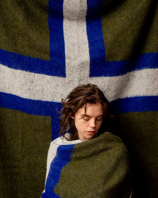 Varma Flag Blanket Rammagerðin