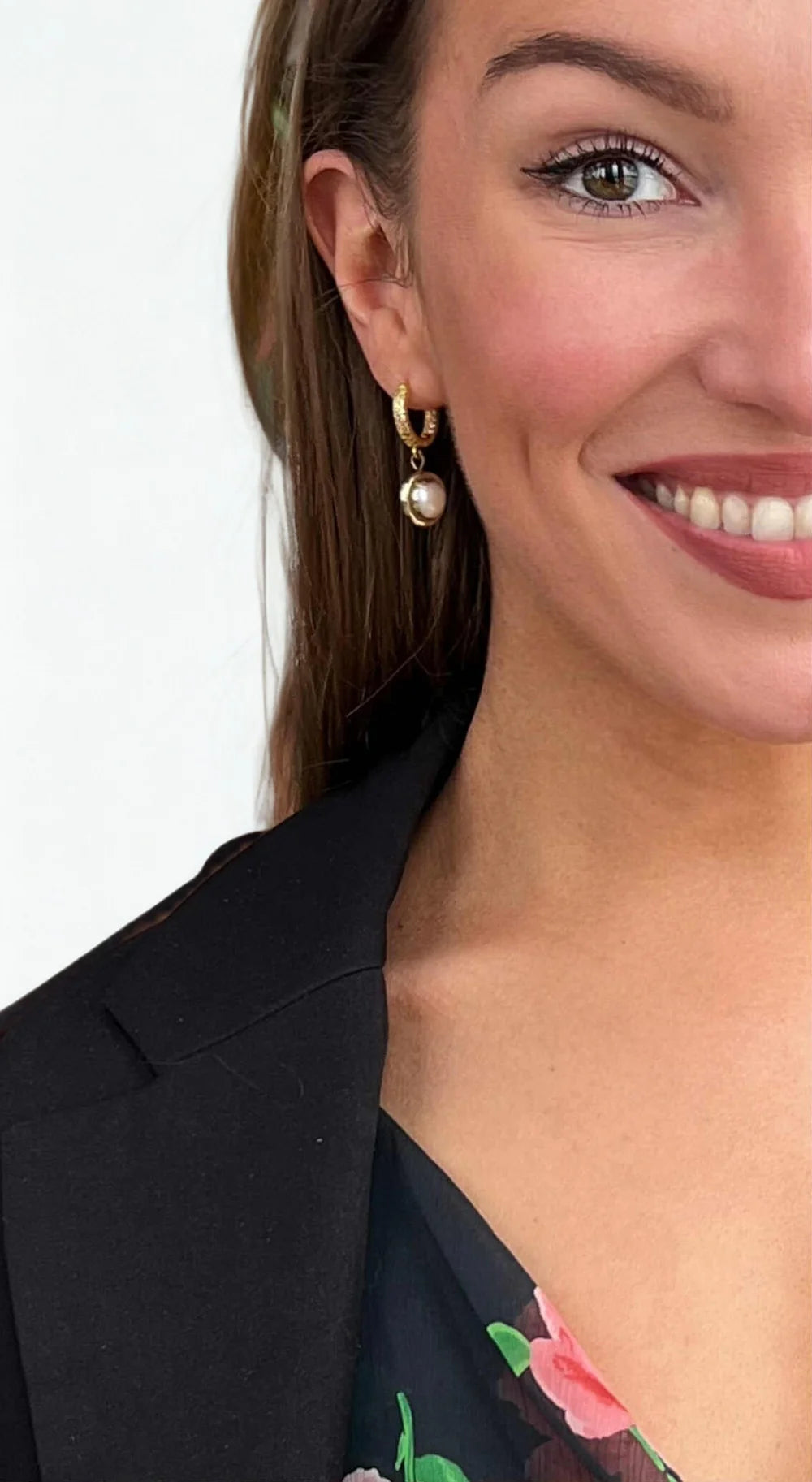 Hlín Reykdal Freshwater Pearl Earrings