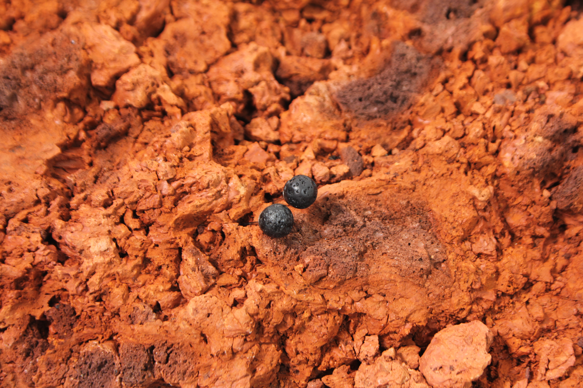 Lava Stud Earrings Glow