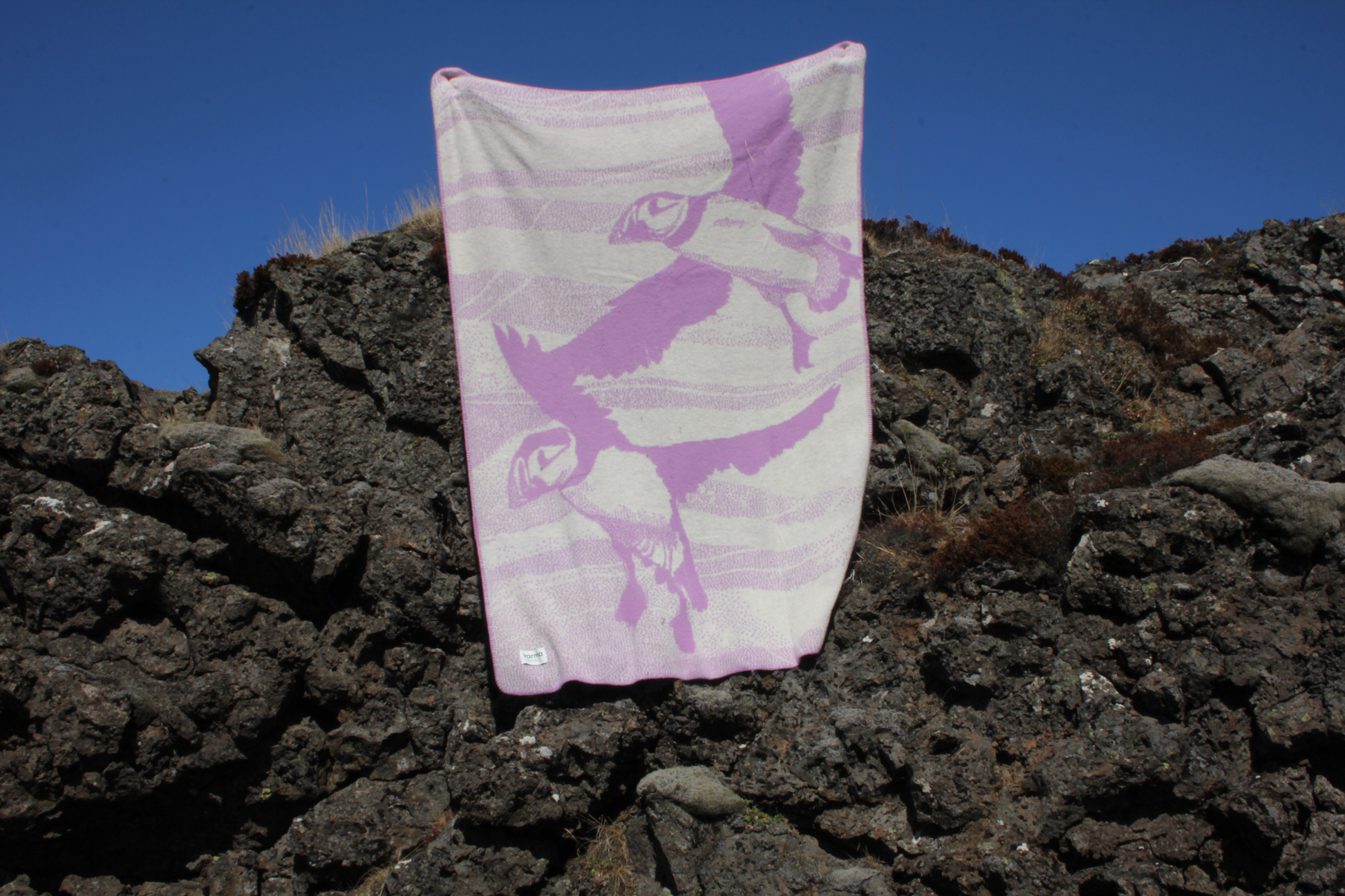 Varma Puffin Double Sided Blanket