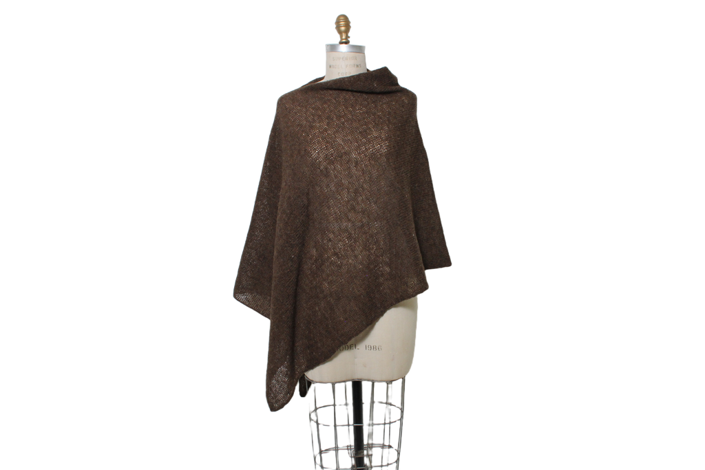 Lotta - Light Poncho (100% Icelandic Wool)