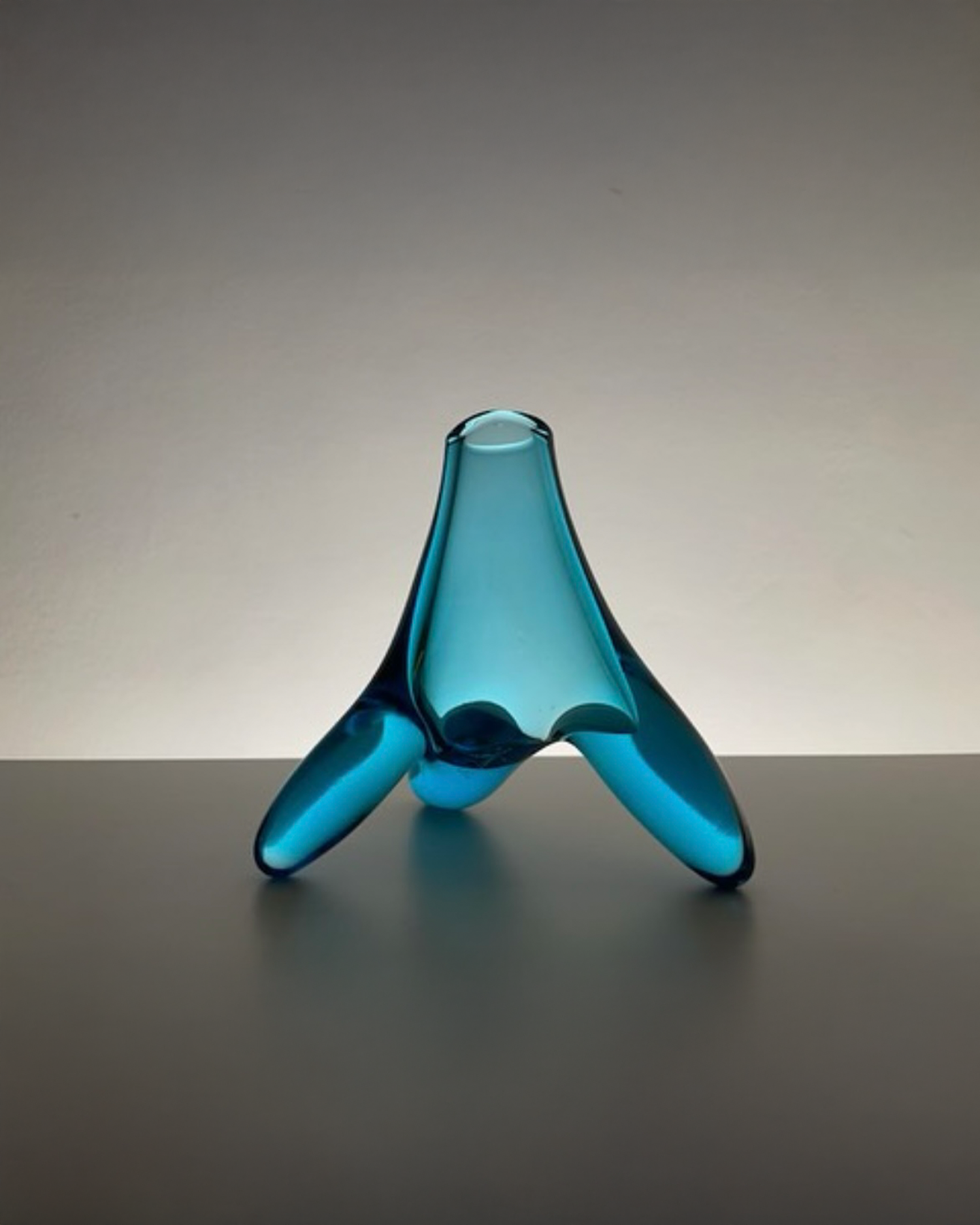 Reykjavik Glass Root Vase