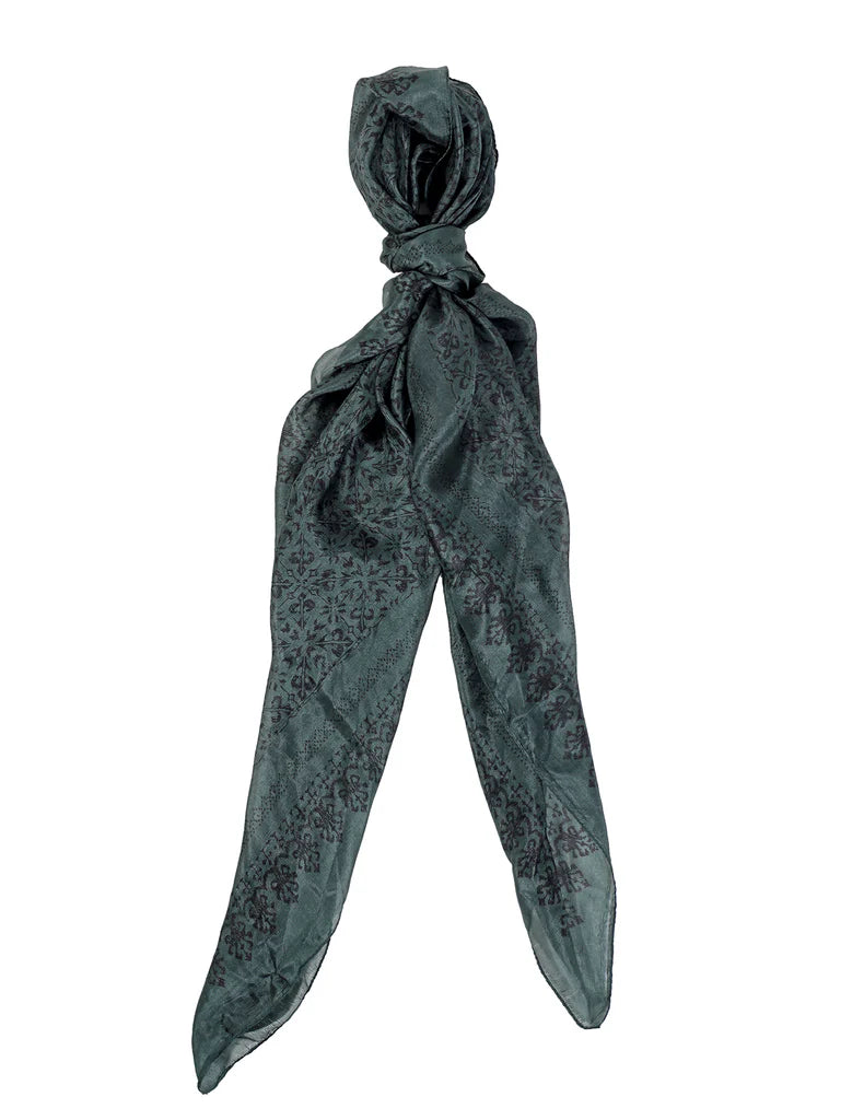 Farmers Market Skriðuból Scarf