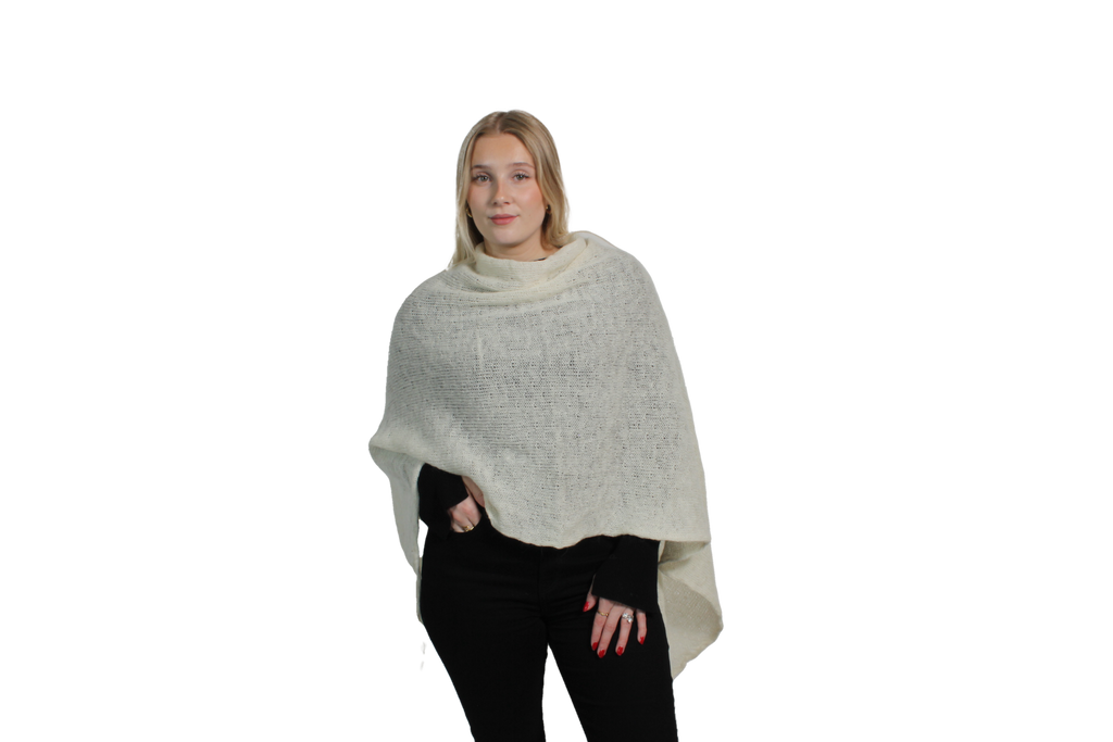 Lotta - Light Poncho (100% Icelandic Wool)